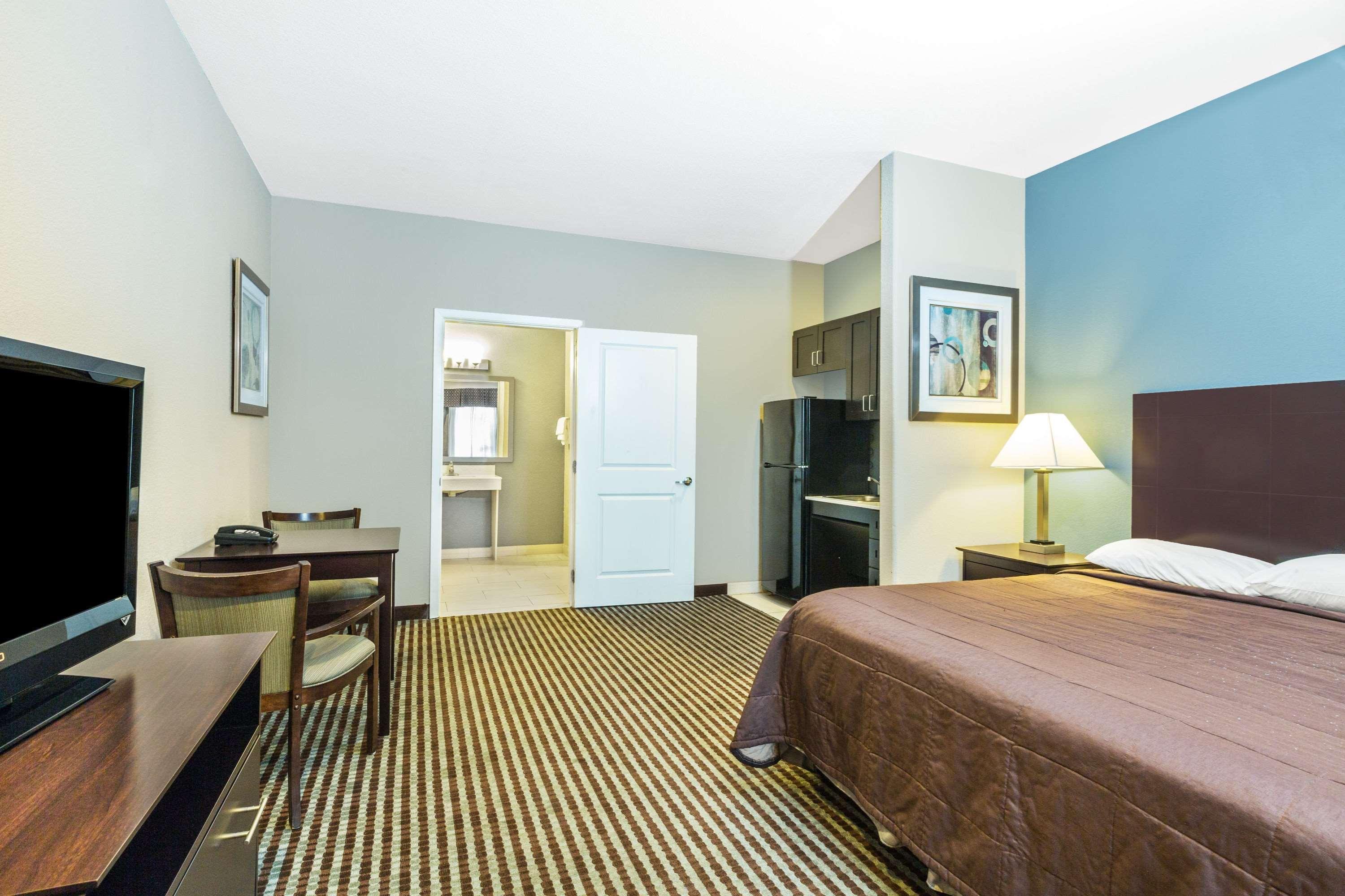 Super 8 By Wyndham Center Motel Dış mekan fotoğraf