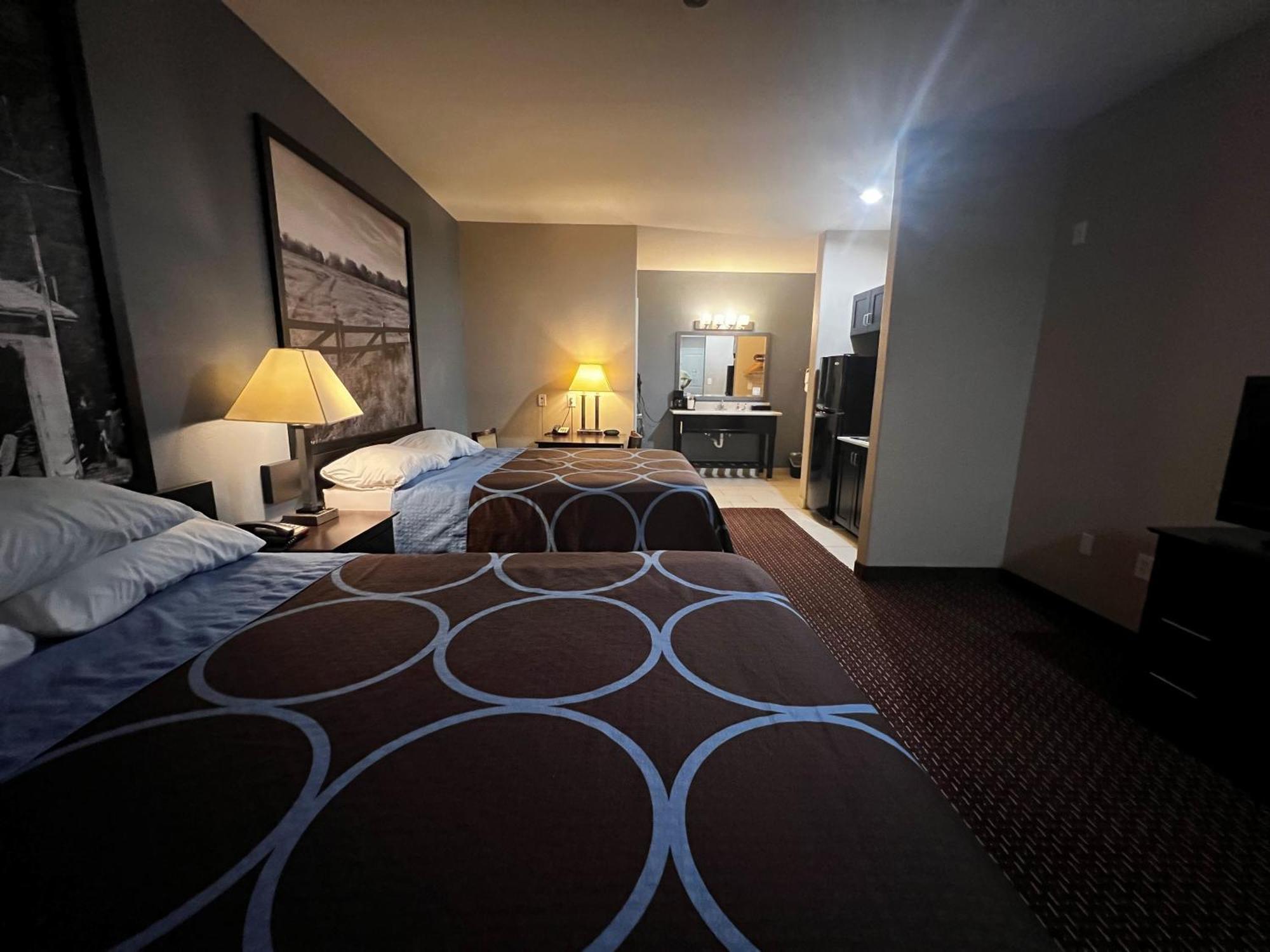 Super 8 By Wyndham Center Motel Dış mekan fotoğraf