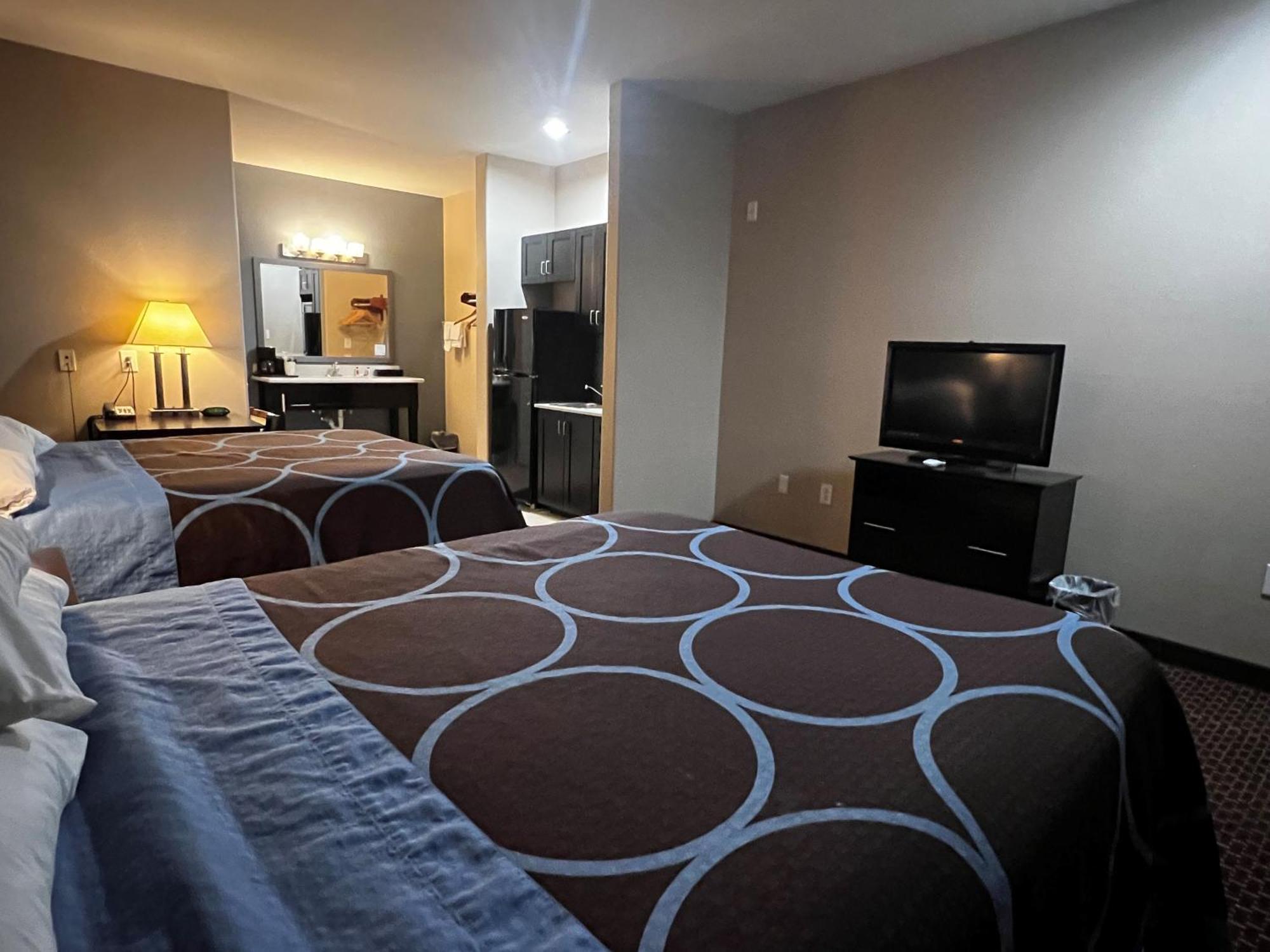 Super 8 By Wyndham Center Motel Dış mekan fotoğraf